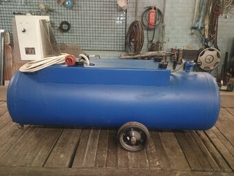 Vzdusnik kompresoru 300l - 2
