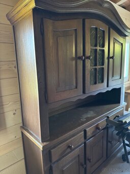 Dubová skříň antik - 2