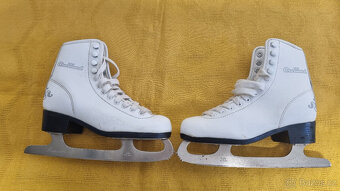 Dívčí brusle 36 - 2