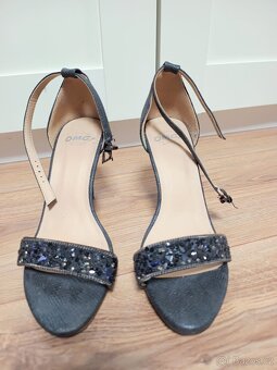 Nové zdobené sandály vel. 38 - 2