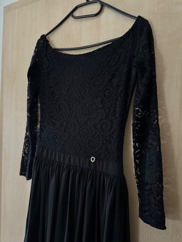 Dlouhé večerní šaty - 2