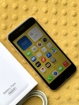Apple Iphone SE 2022 - 64GB - White - SUPER PARŤÁK - 2