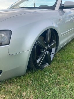 Audi a4 cabrio 2,4 v6 - 2