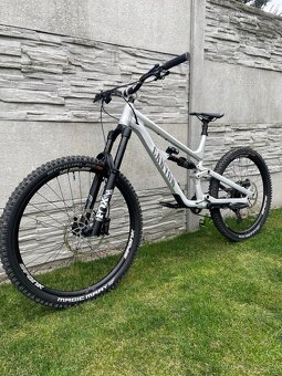 Canyon Torque 2024 (výplety SPANK) - 2