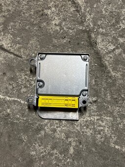 Jednotka airbagu 1C0 909 605 B - 2