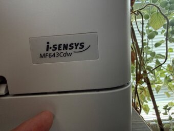 Canon i-Sensys MF643Cdw - 2