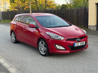 Hyundai i30 automat - 2