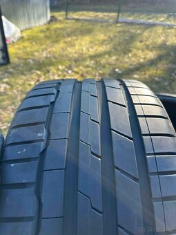 245/30 r19 - 2