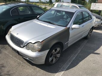 MERCEDES C 220CDI 2002 105kW SEDAN - 2