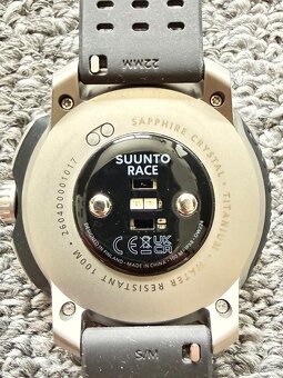 Suunto Race Titanium Charcoal - 2