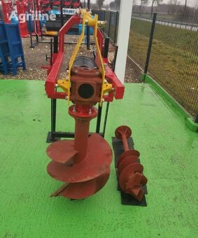 Půdní vrták za traktor do 3 bodu - 2