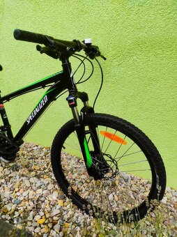 Značkové dětské kolo Specialized 24" (černá/zelená)# - 2