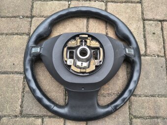 BMW E65 volant - 2
