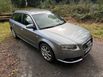 Audi A4 S-line 2.0TDi Quattro - 2