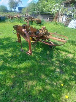 Prodám shrnovač sena Fella - 2