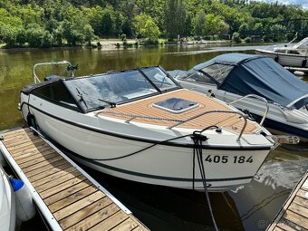 KAJUTOVÁ LOĎ QUICKSILVER Activ 605 Cruiser - 2