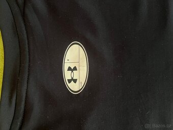 Kompresní tričko UnderArmour (M) (černá) - 2