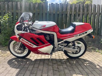 Suzuki Gsxr 750 1988 - 2