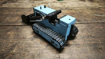 Stará hračka retro buldozer - 2
