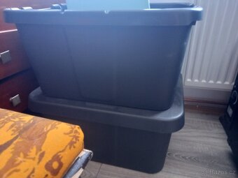 Prodám levně tyto plastikové bedny - 2