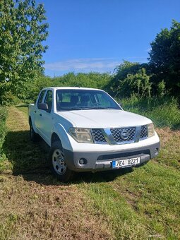 Prodam Nissan Navara - 2
