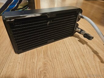 Alphacool 240x120mm radiátor na vodní chlazení - 2