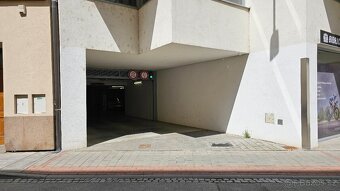Pronájem garážového stání uprostřed města Brna - 2