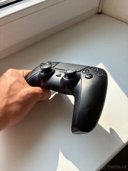 PlayStation 5 DualSense červy - 2