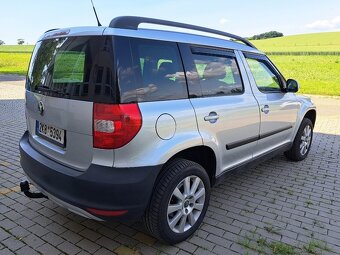 ŠKODA YETI 2.0TDi 4x4 11/2013 ALU, KLIMA, TAŽNÉ, NOVÁ STK - 2