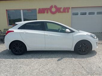 Hyundai i30 1.6 CRDi 81kW/Navi/1Maj - 2