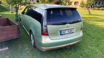 Grandis 2.4 +LPG - 2