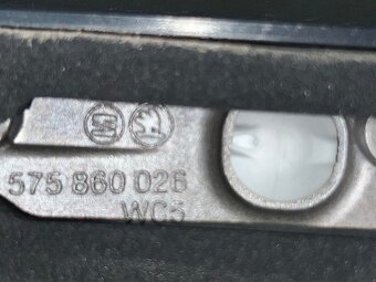 Levý a pravý hagus černá 575860025 575860026 Škoda Karoq 7N - 2