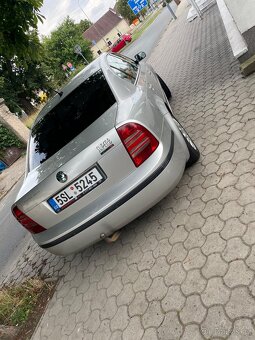 Škoda Superb - 2