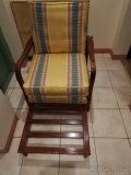 PRODÁM STAROŽITNÉ KŘESLO - 2