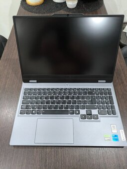 Lenovo Loq 15iax9 , 1TB . RTX 4050 6Gb , Záruka - 2