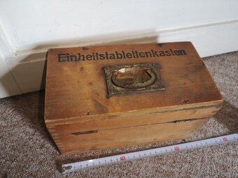 dřevěná krabička na léky - Einheitstablettenkasten WEHRMACHT - 2