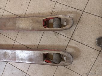 Paletový vozík paleťák, Toyota OEC 2300 - 2