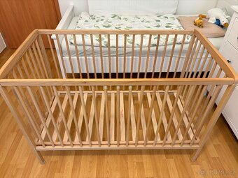 Dětská postýlka s matrací - 2