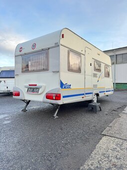 Bürstner FUN 435 TK ~ Pevná postel - 2