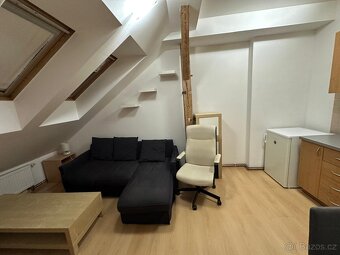 Pronájem garsoniéry Plzeň Doubravka - 2