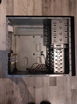 Počítačová skříň KME Miditower CX-0762 - 2