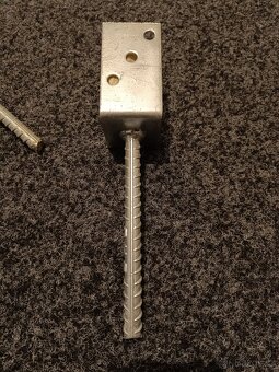 Kotevní patka s roxorem, třmen U - 2