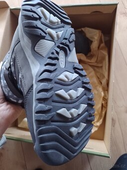 Keen Winterport EU 30 nové - 2