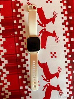 Prodám hodinky Garmin Venu Sq - 2