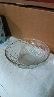 Skleněná mísa - 2
