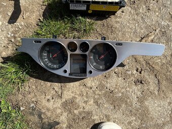 Náhradní díly VW Passat B6 - 2