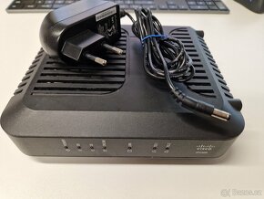 Kabelový modem, switch Cisco EPC3208 - 2