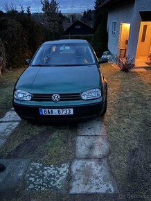 Golf 4 1.6benzin 77Kw rok 2003 - 2