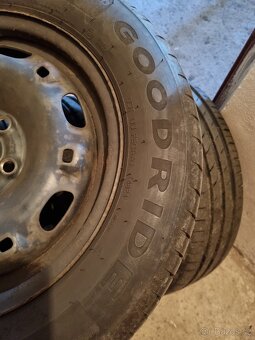 Pneu a disky z fabie 1.2 2003 - 2