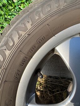 Alu kola s letní pneu ET 40, R15 195/65 - 2